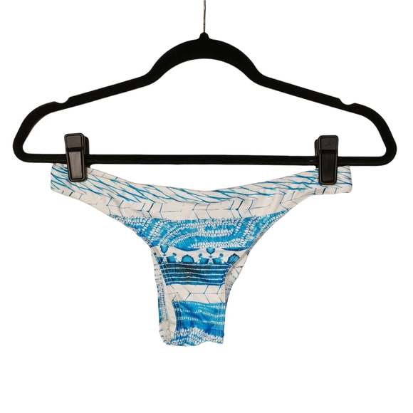 MINKPINK Blue White Print Bikini Bottoms Small NWT - Picture 1 of 7